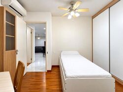The Esparis (D18), Condominium #632837671